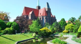 Luxury Home Water Front