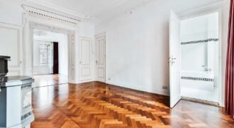 Three-bedroom with garden