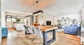 Studio with courtyard