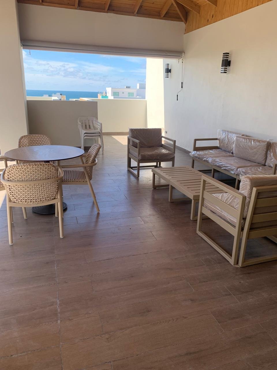 Apartamento en Alquiler en Colinas Tropical X – Urbanización Tropical, Santo Domingo