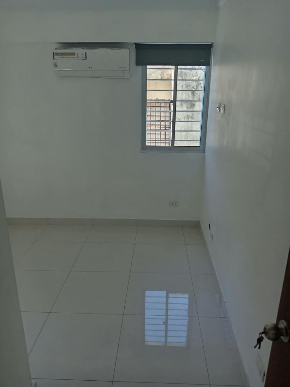 Apartamento en Alquiler en Jardines del Sur – Santo Domingo