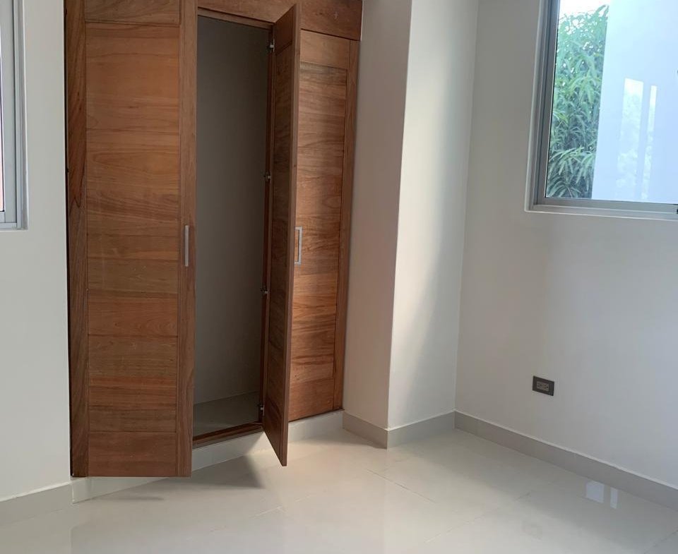 Apartamento en Alquiler en Colinas Tropical X – Urbanización Tropical, Santo Domingo
