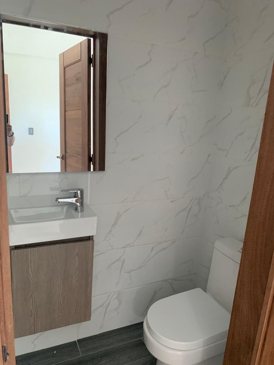 Apartamento en Alquiler en Colinas Tropical X – Urbanización Tropical, Santo Domingo