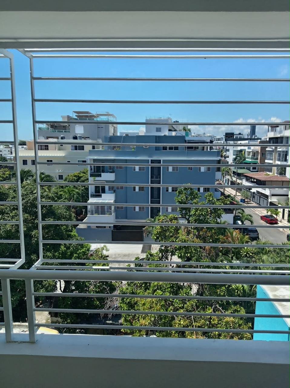 Apartamento en Alquiler en Jardines del Sur – Santo Domingo